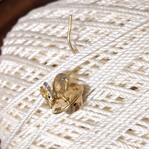 Small Mouse Pin - Picture 5 of 6